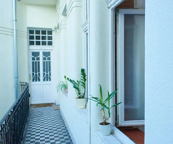 Self Check-in Cozy Stylish Flat By Vaci Street *